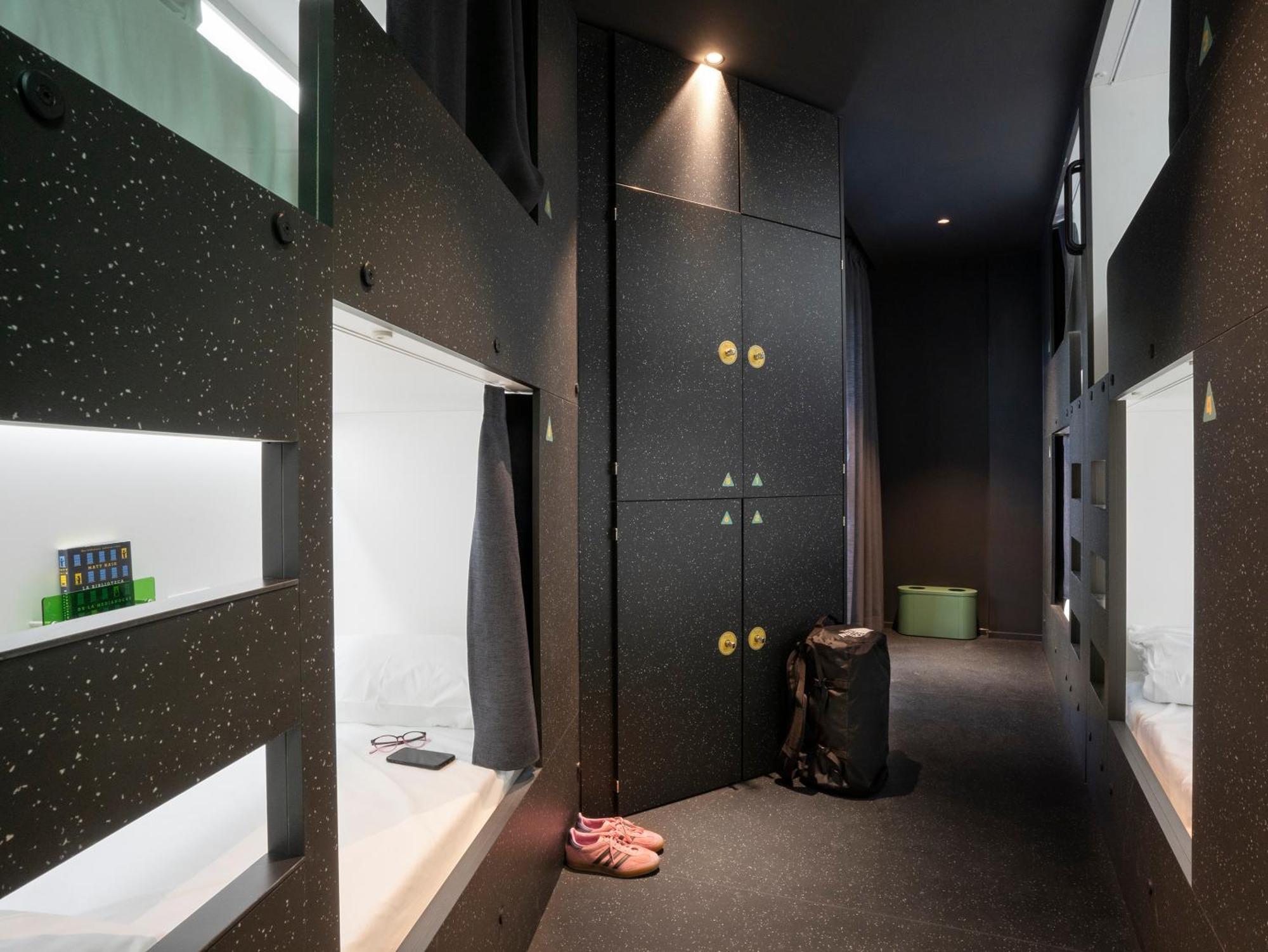 Amistat City Hostel Barcelona Zewnętrze zdjęcie