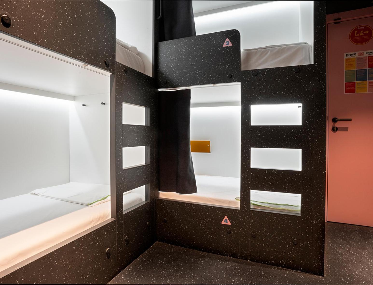 Amistat City Hostel Barcelona Zewnętrze zdjęcie