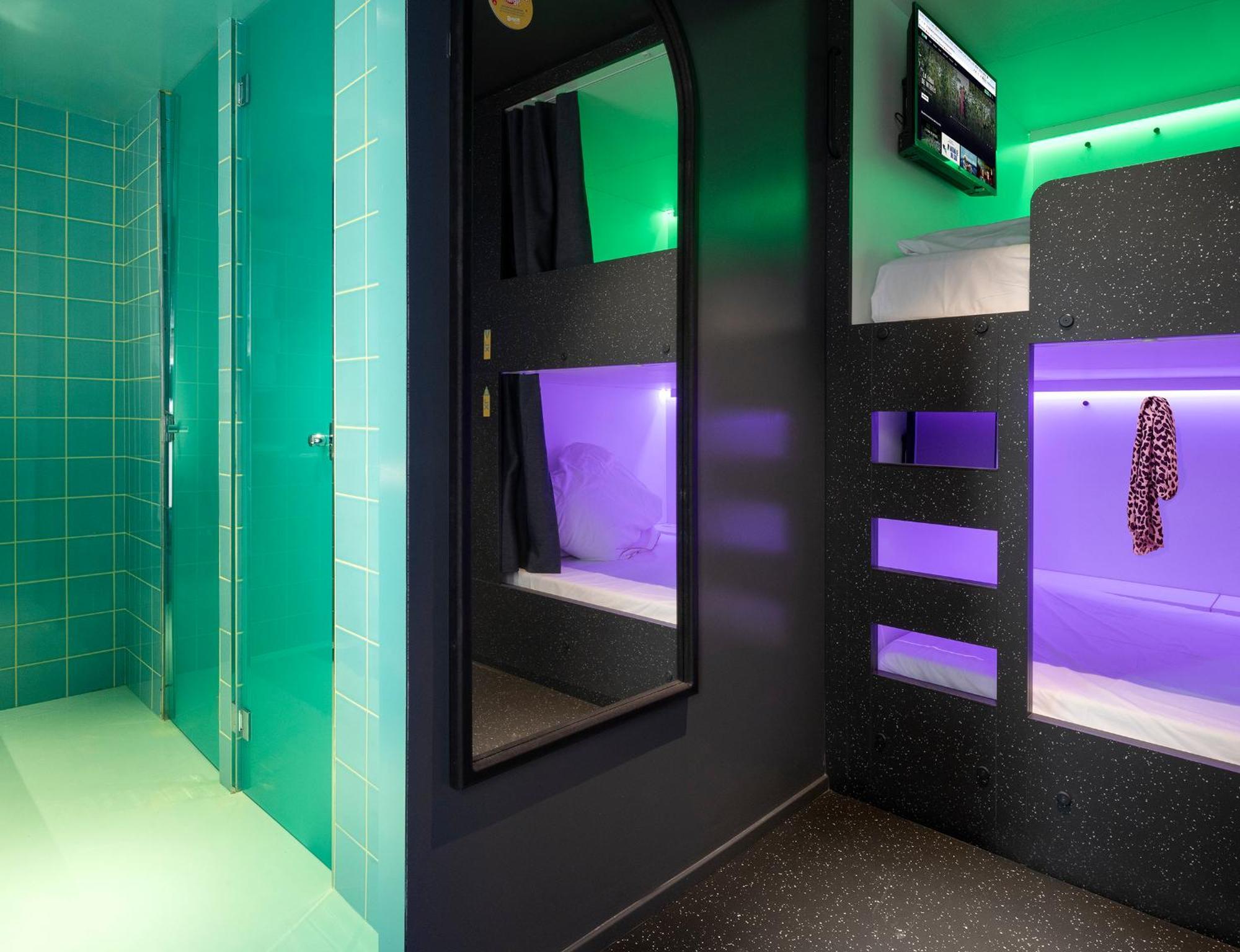 Amistat City Hostel Barcelona Zewnętrze zdjęcie