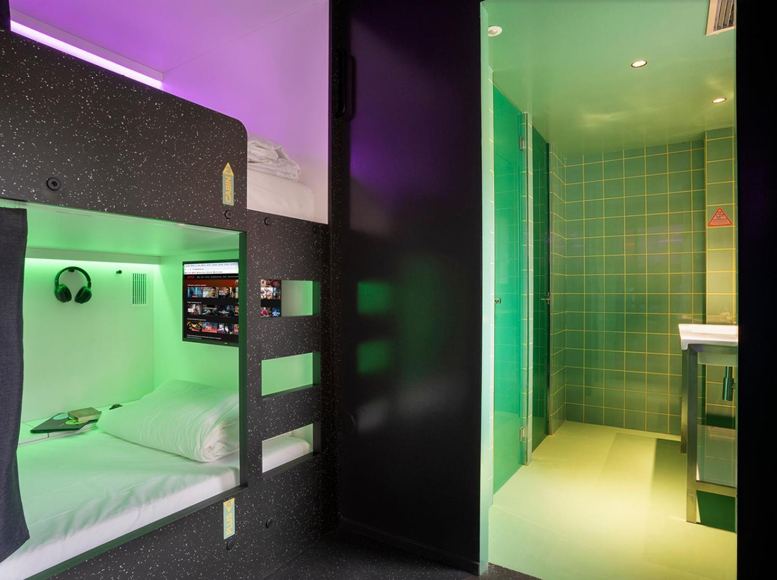 Amistat City Hostel Barcelona Zewnętrze zdjęcie